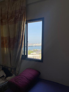Ladies sharing Room beside Dubai station